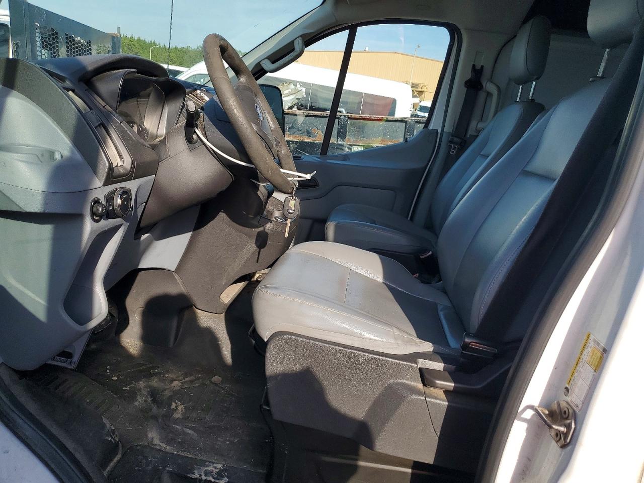 2017 FORD TRANSIT T-250 photo 7