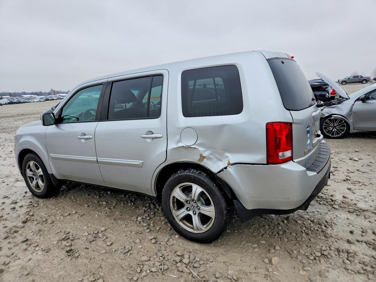 2013 HONDA PILOT EXL photo 2