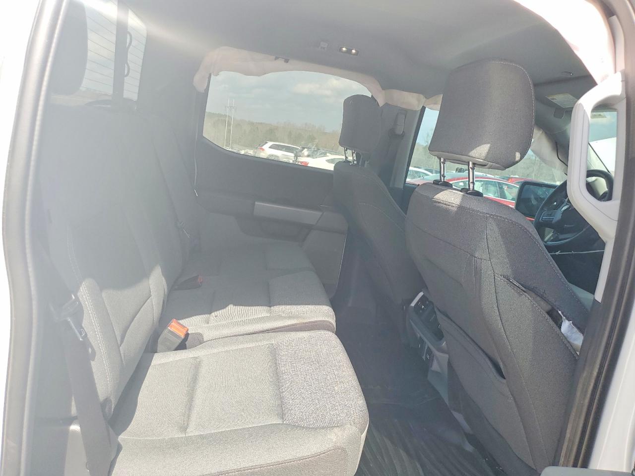 2025 FORD F150 XLT photo 28