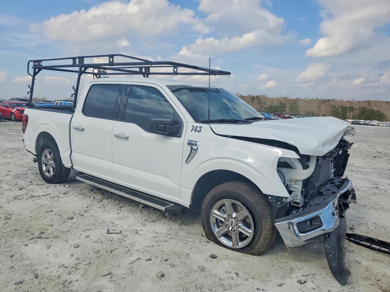 2025 FORD F150 XLT photo 10