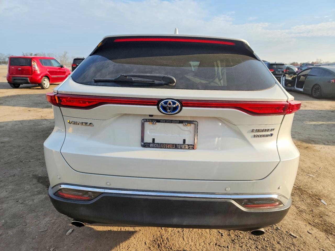 2021 TOYOTA VENZA LIMITED photo 6
