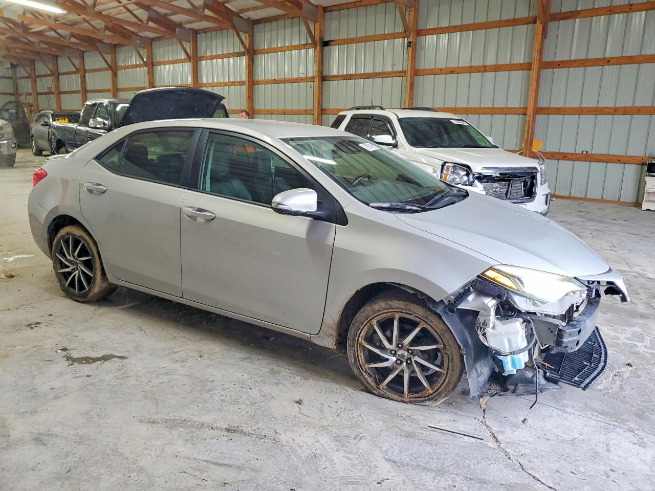2017 TOYOTA COROLLA photo 7