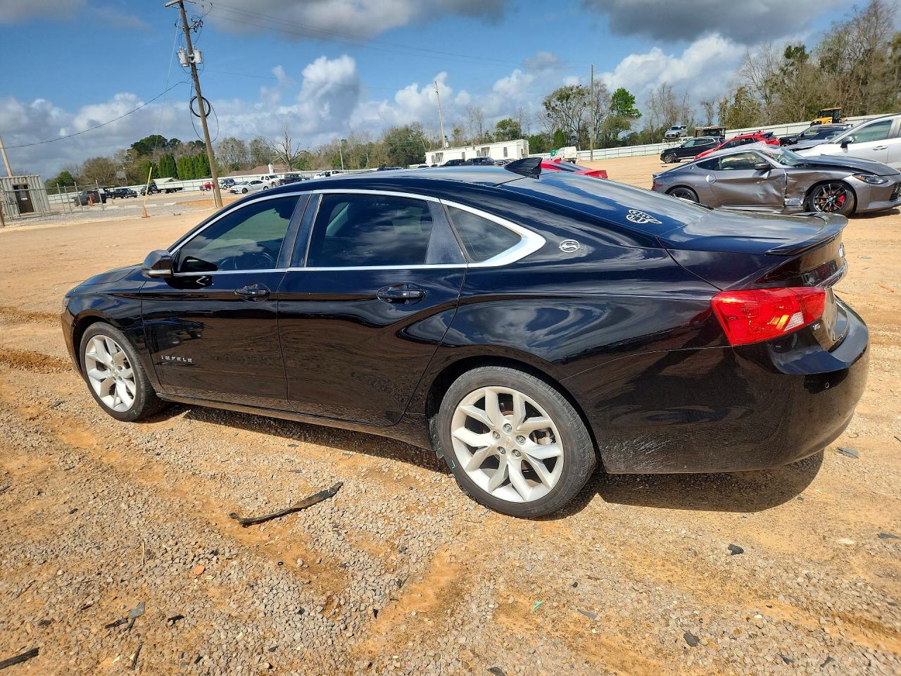 2015 CHEVROLET IMPALA LT photo 4