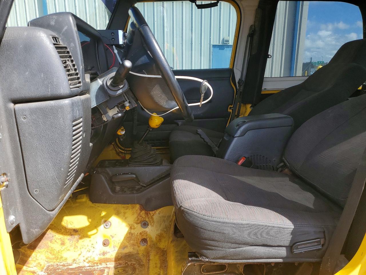 2004 JEEP WRANGLER / TJ SPORT photo 7