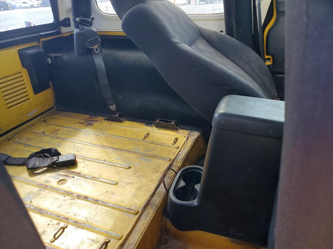 2004 JEEP WRANGLER / TJ SPORT photo 11
