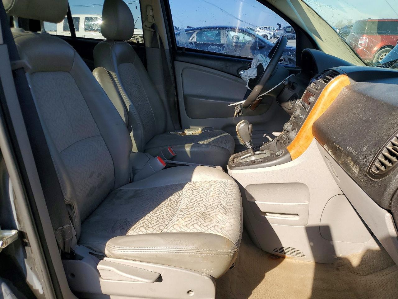 2006 SATURN VUE photo 19