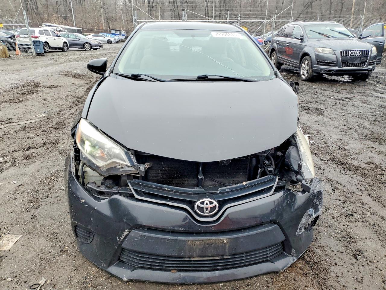 2014 TOYOTA COROLLA LE photo 9