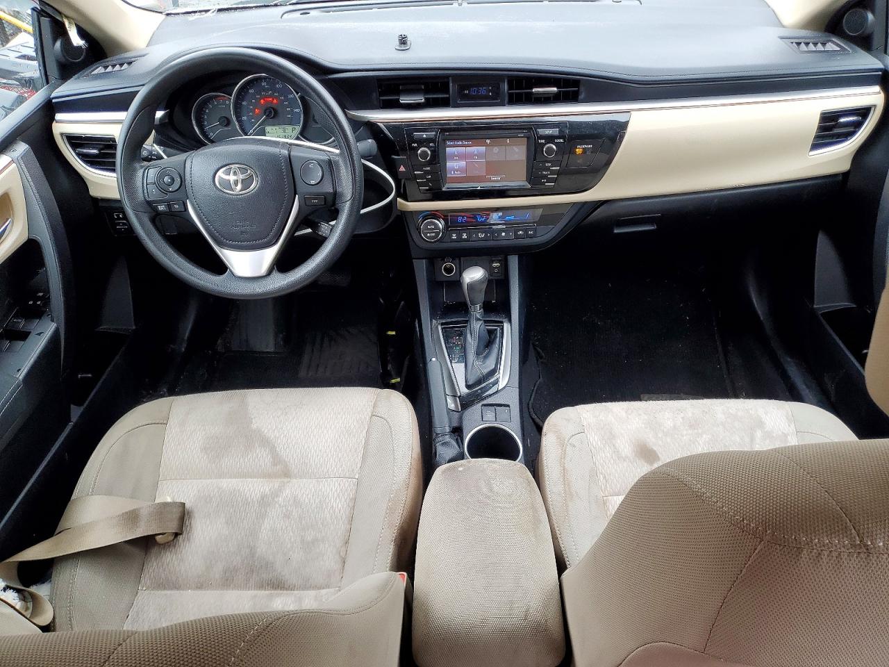2014 TOYOTA COROLLA LE photo 15