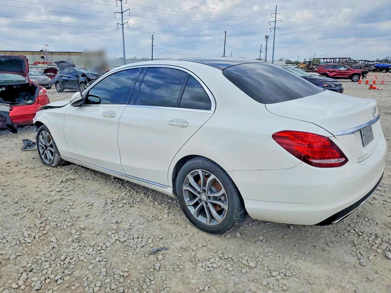 2015 MERCEDES-BENZ C 300 4MATIC photo 3