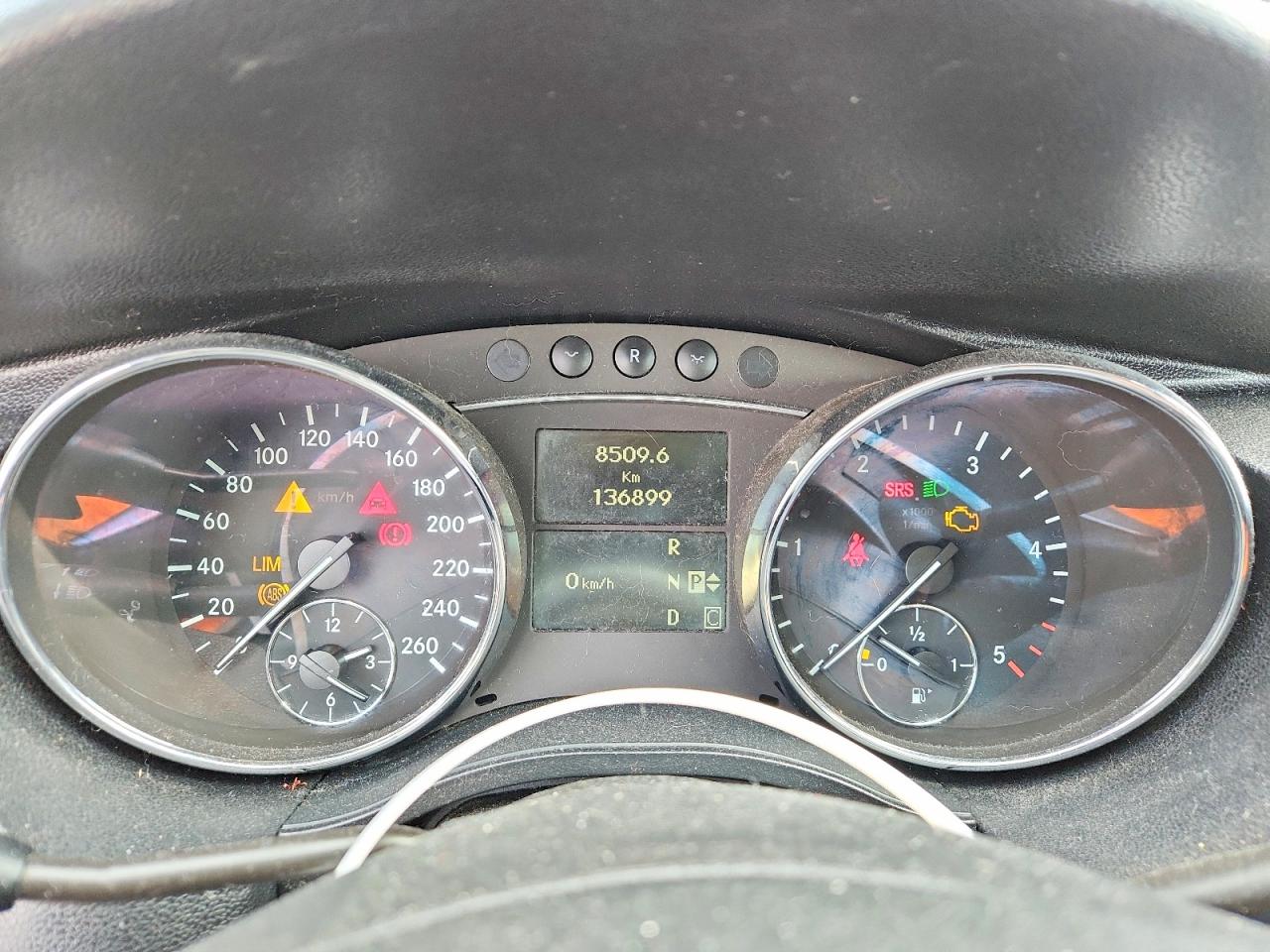 2010 MERCEDES-BENZ R 350 BLUETEC photo 17