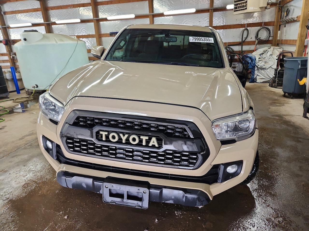 2017 TOYOTA TACOMA TRD OFF-ROAD photo 5