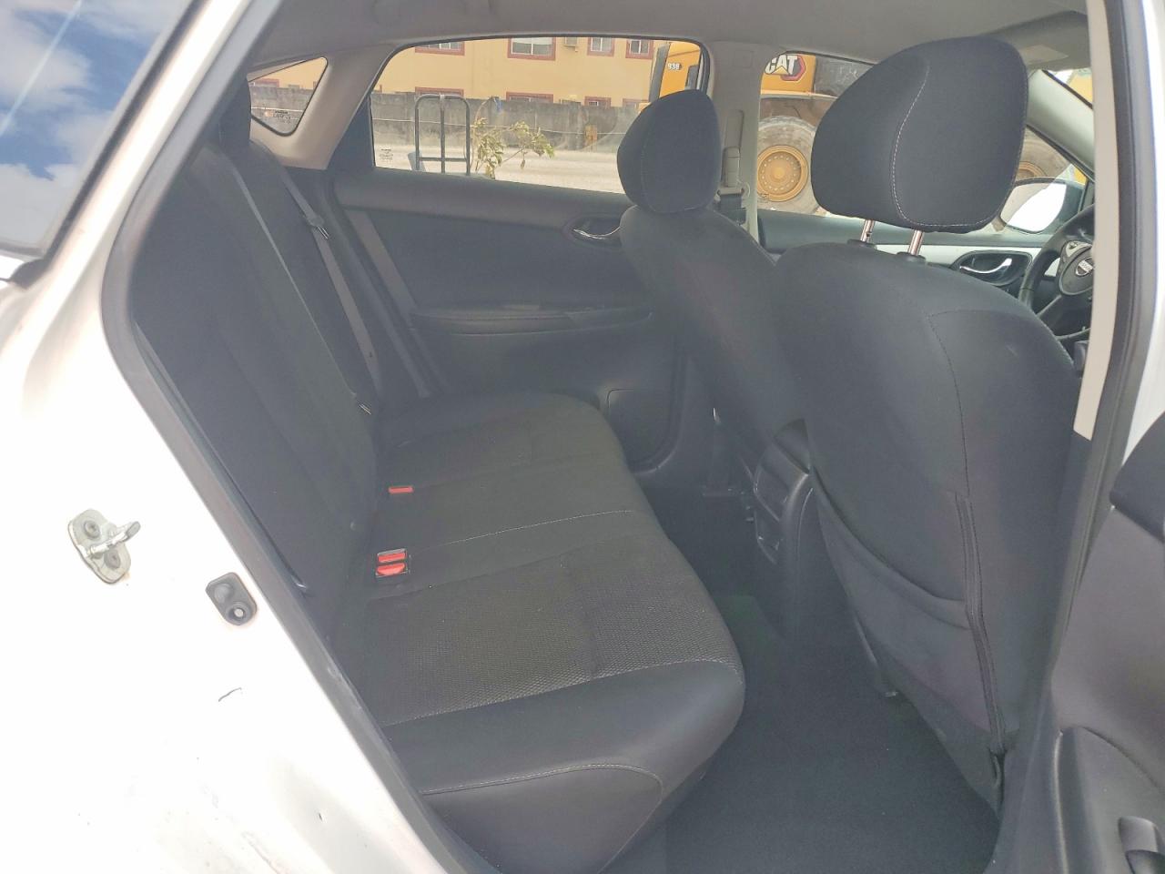 2019 NISSAN SENTRA S photo 28