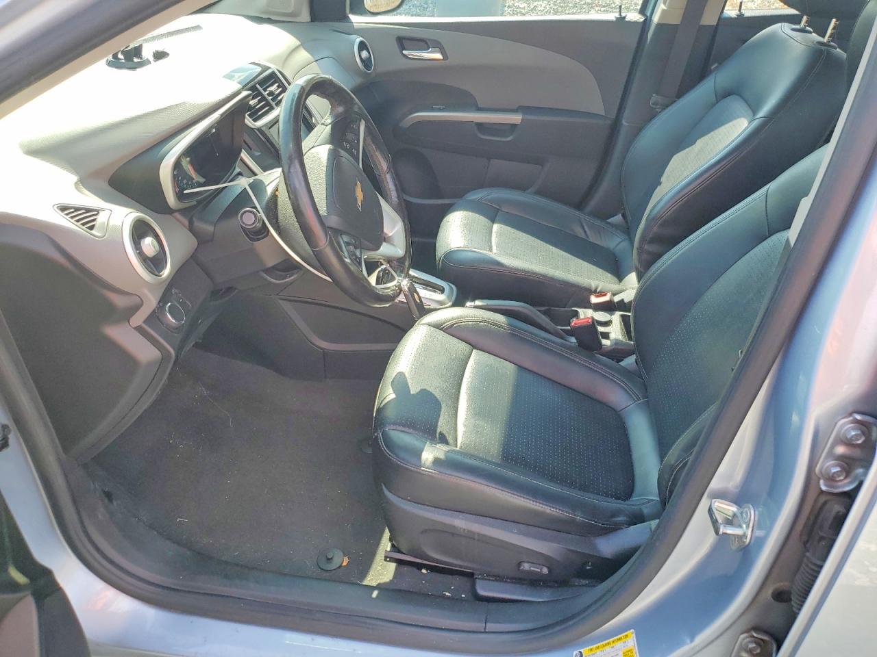 2017 CHEVROLET SONIC PREMIER photo 7