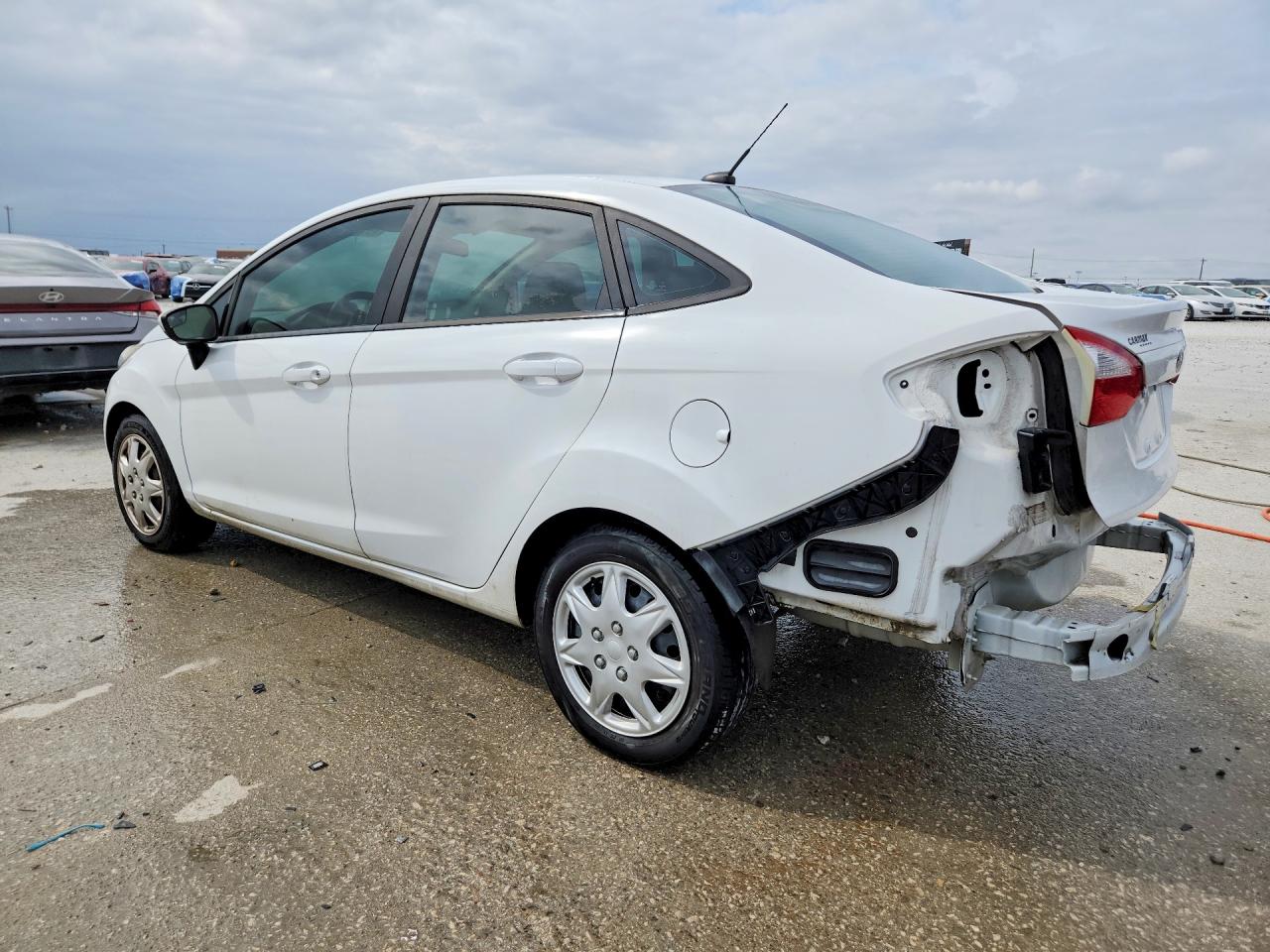 2018 FORD FIESTA S photo 3