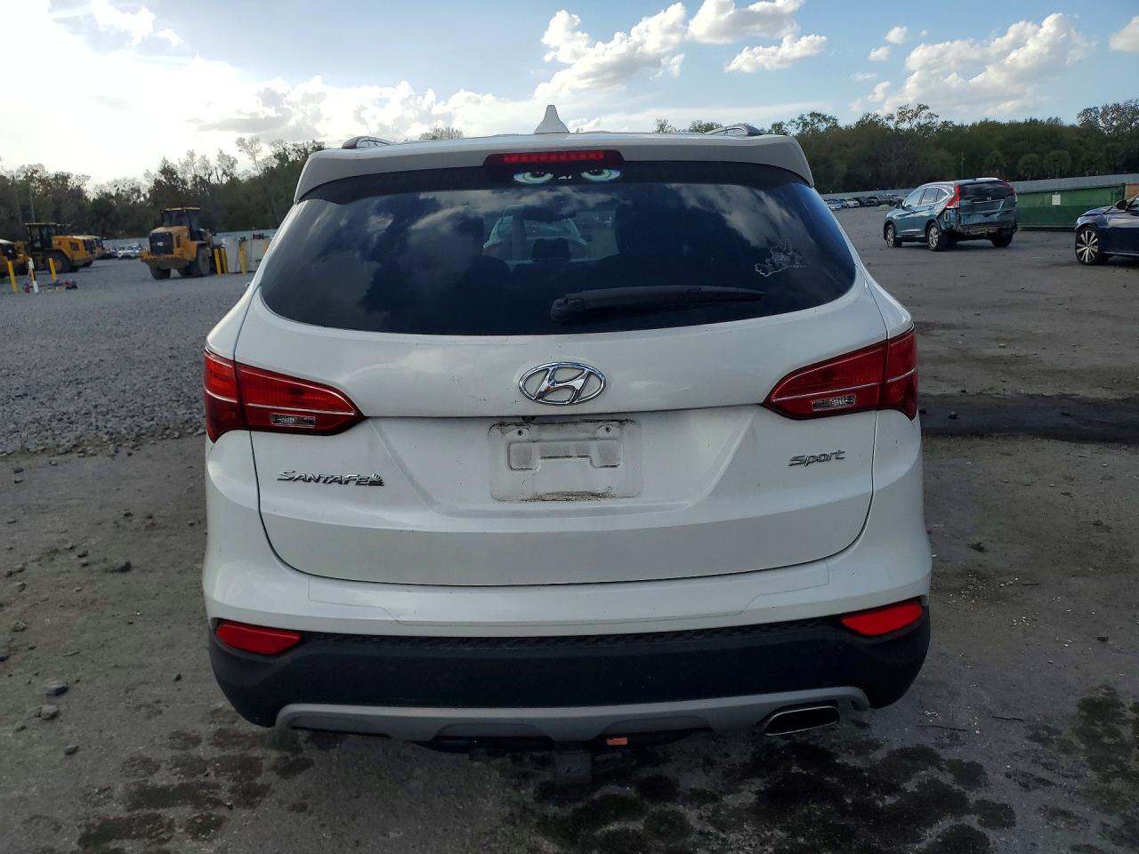 2015 HYUNDAI SANTA FE SPORT 2.4L photo 11
