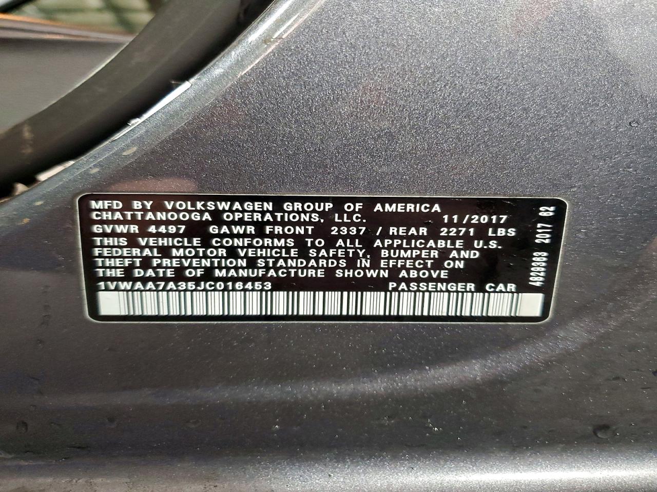 2018 VOLKSWAGEN PASSAT S photo 13