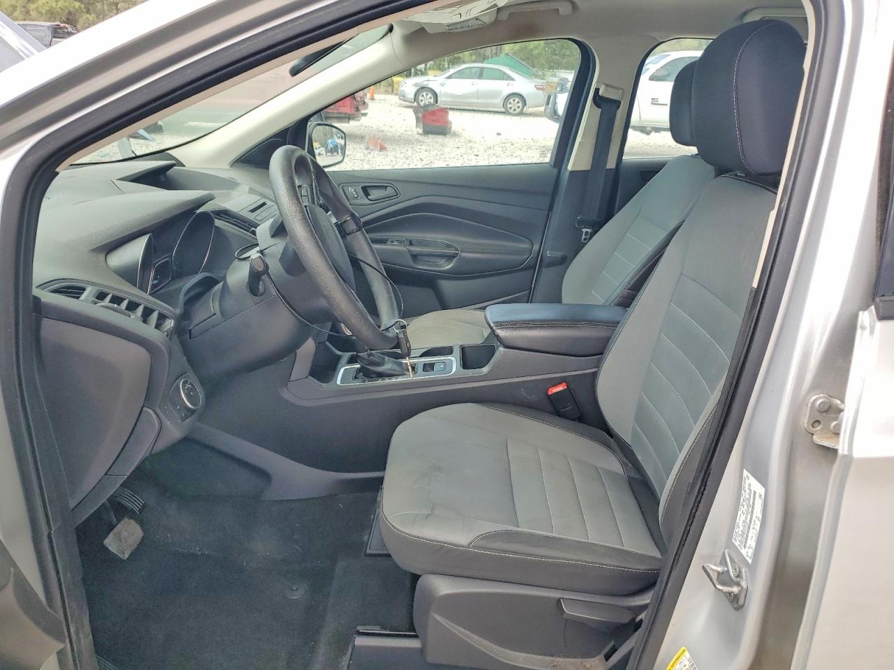 2017 FORD ESCAPE S photo 7