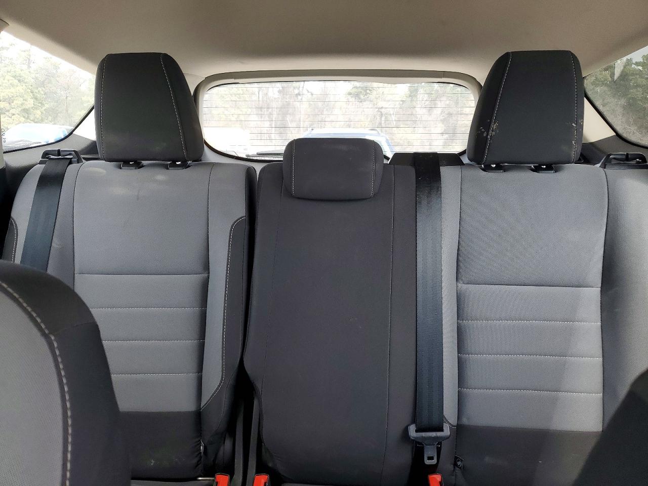 2017 FORD ESCAPE S photo 10
