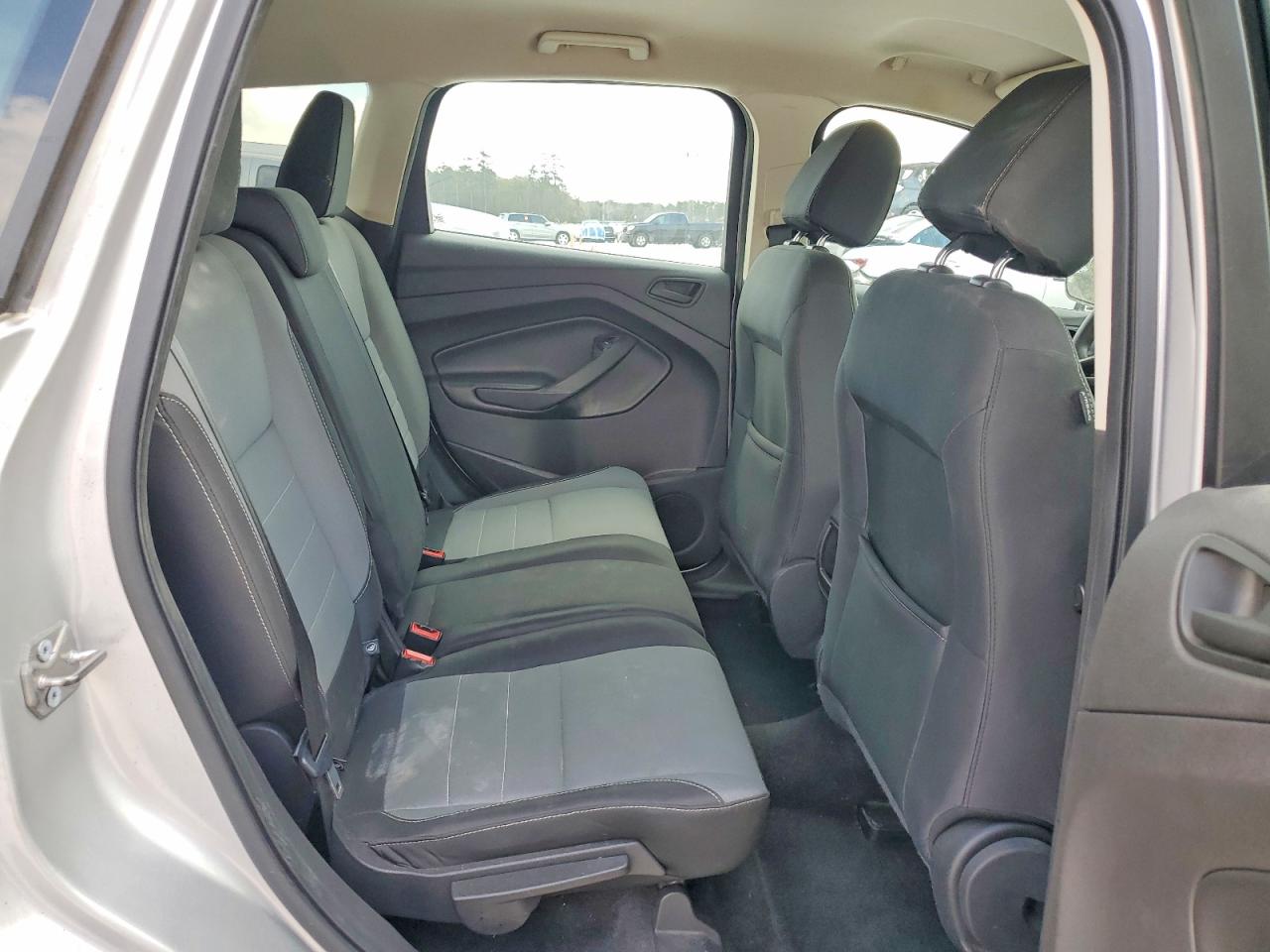 2017 FORD ESCAPE S photo 11