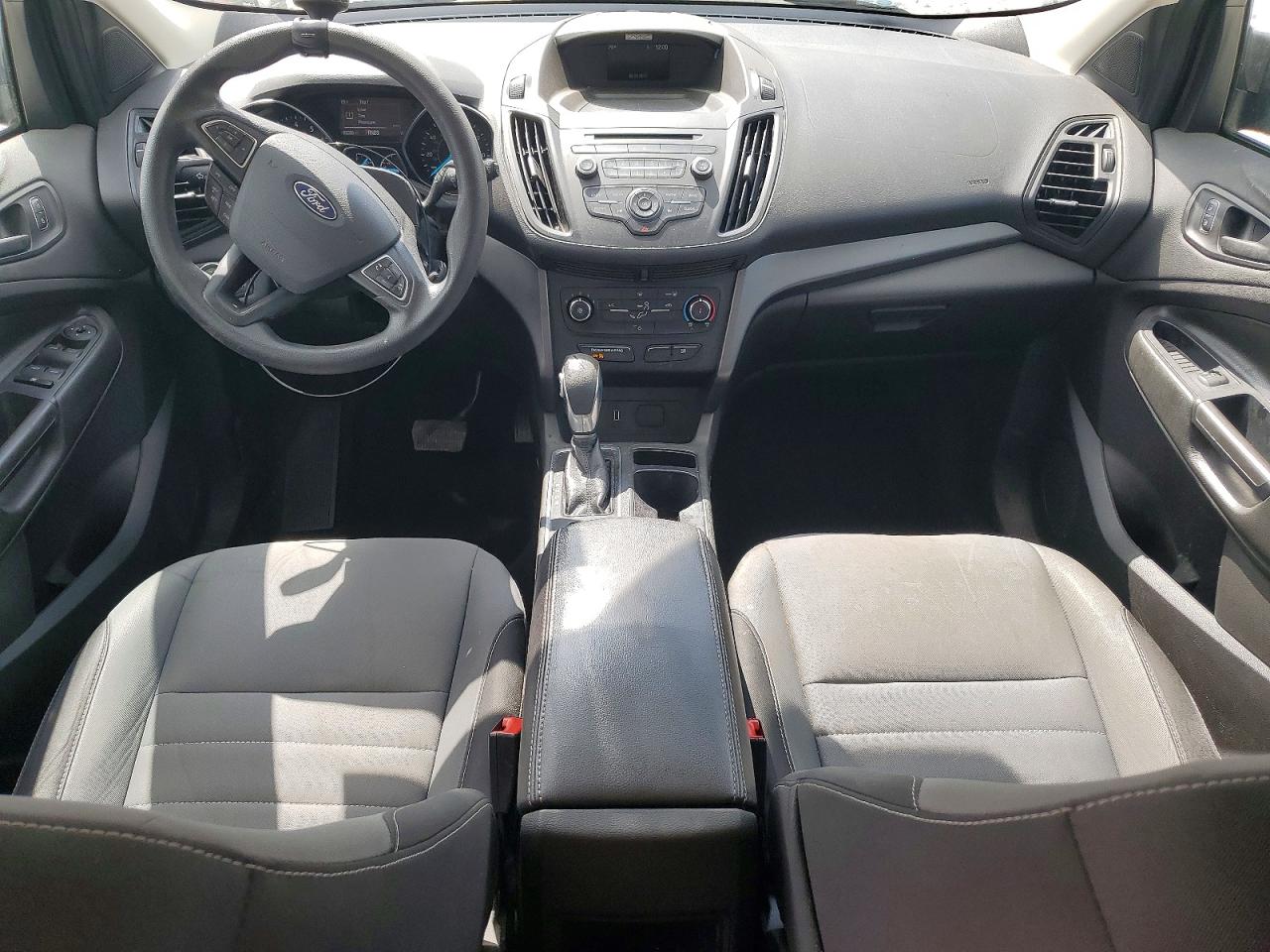 2017 FORD ESCAPE S photo 8