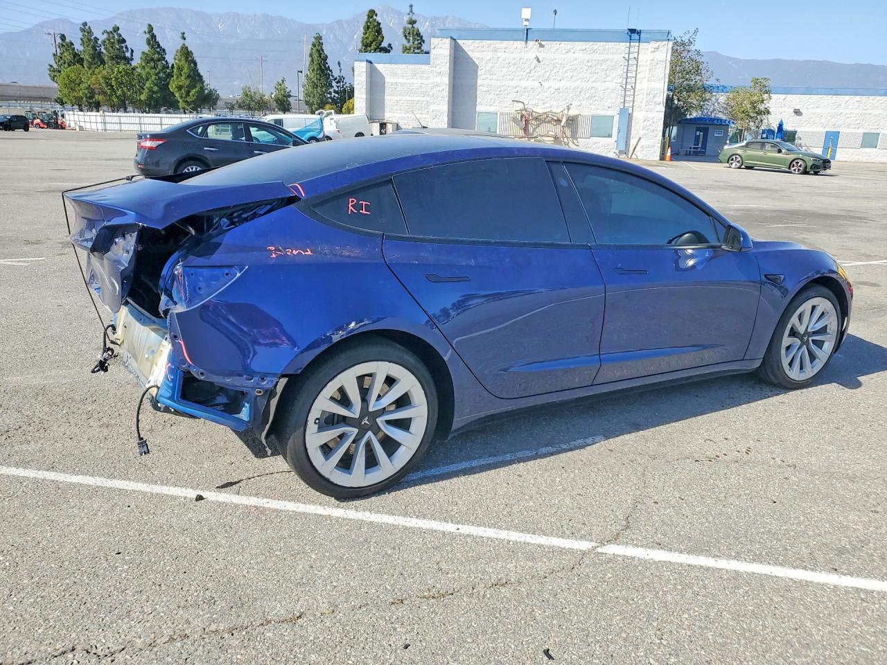 2023 TESLA MODEL 3 photo 5
