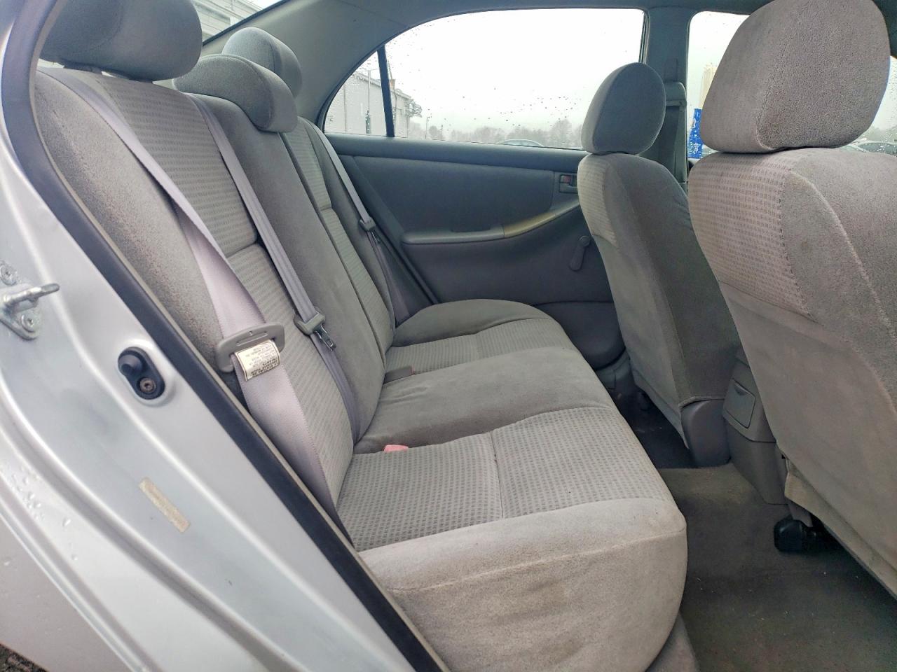 2006 TOYOTA COROLLA CE photo 10