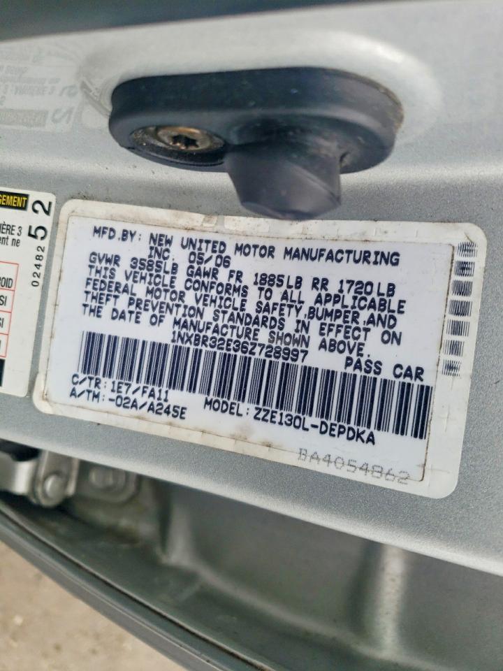 2006 TOYOTA COROLLA CE photo 12