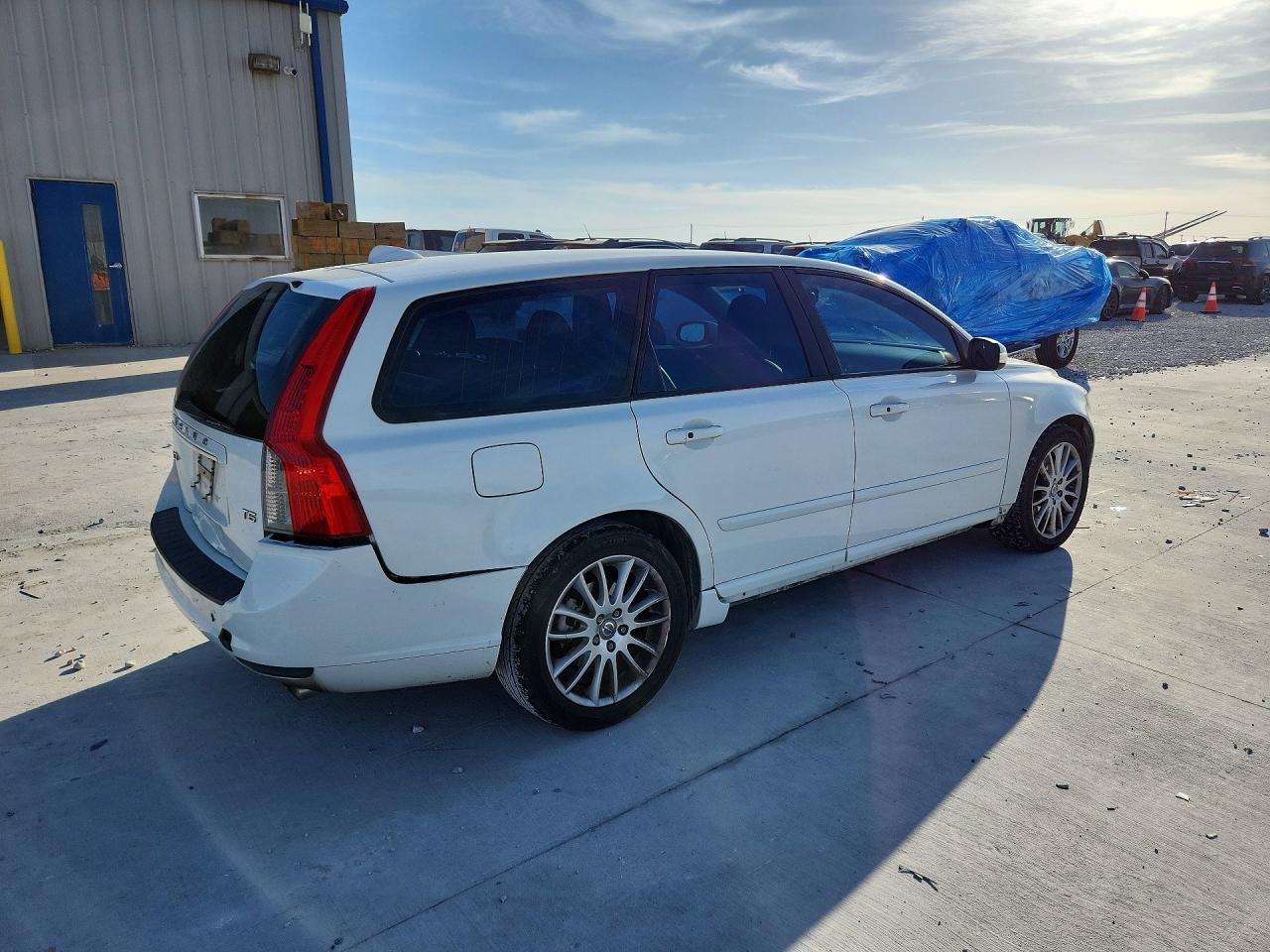 2011 VOLVO V50 T5 photo 7