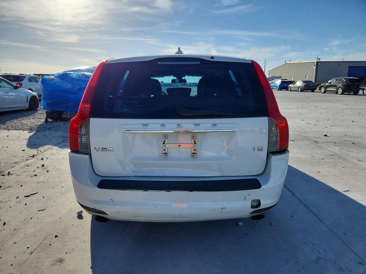 2011 VOLVO V50 T5 photo 16