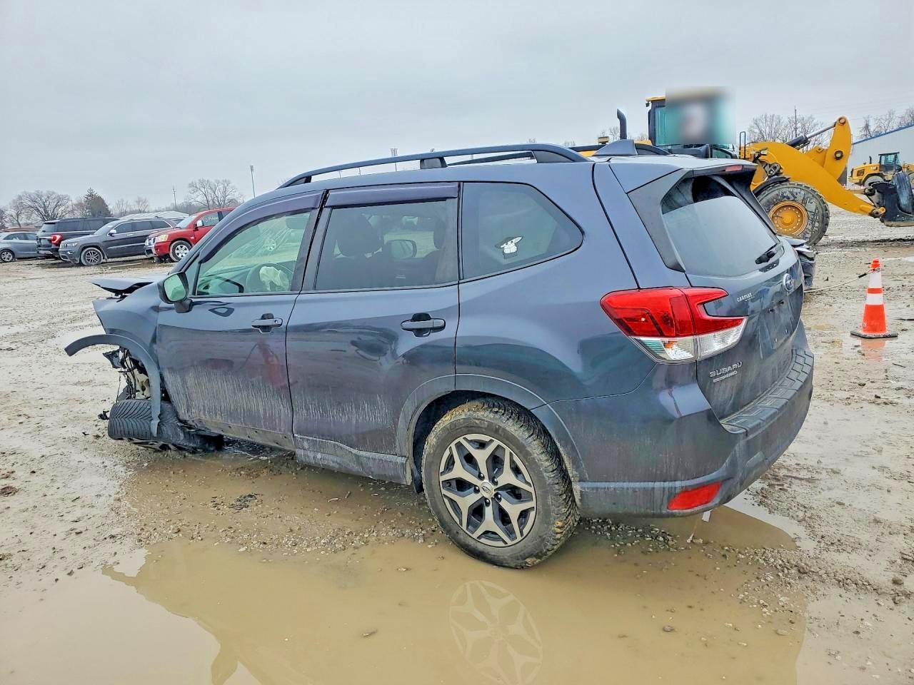 2019 SUBARU FORESTER PREMIUM photo 4
