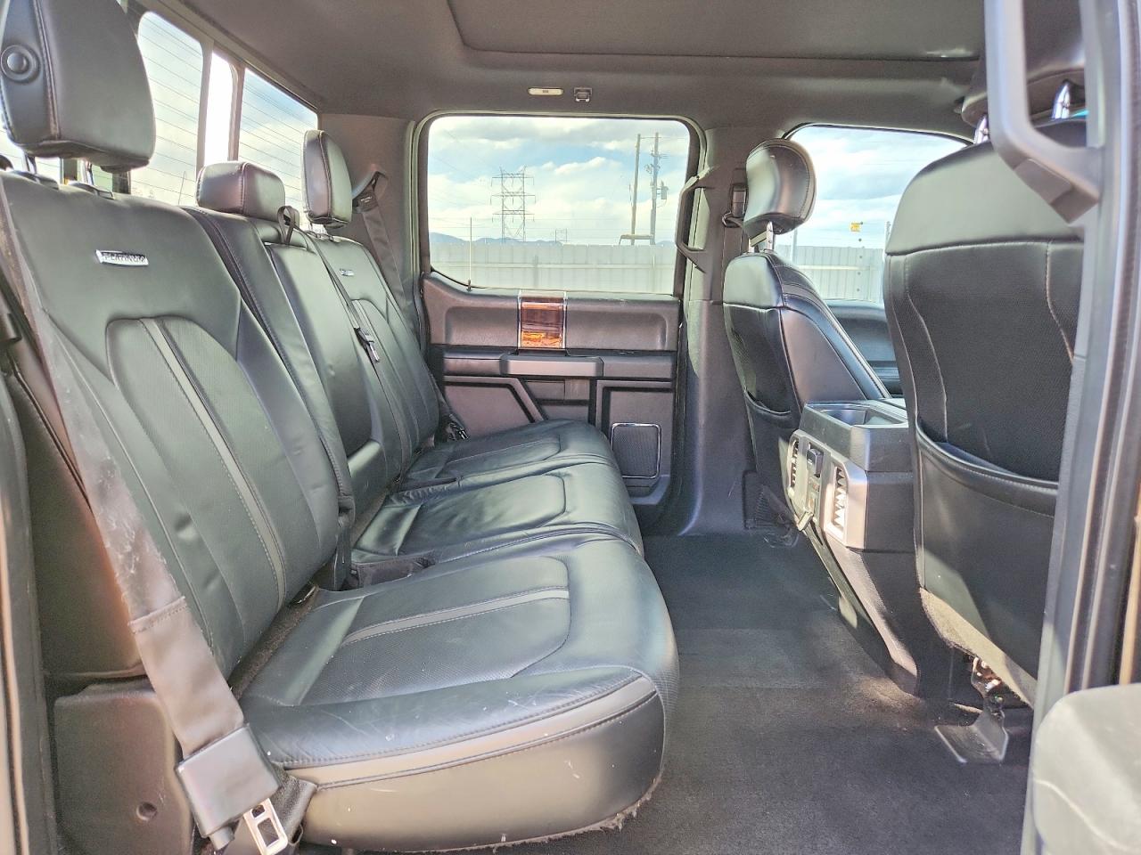 2015 FORD F150 SUPERCREW photo 19