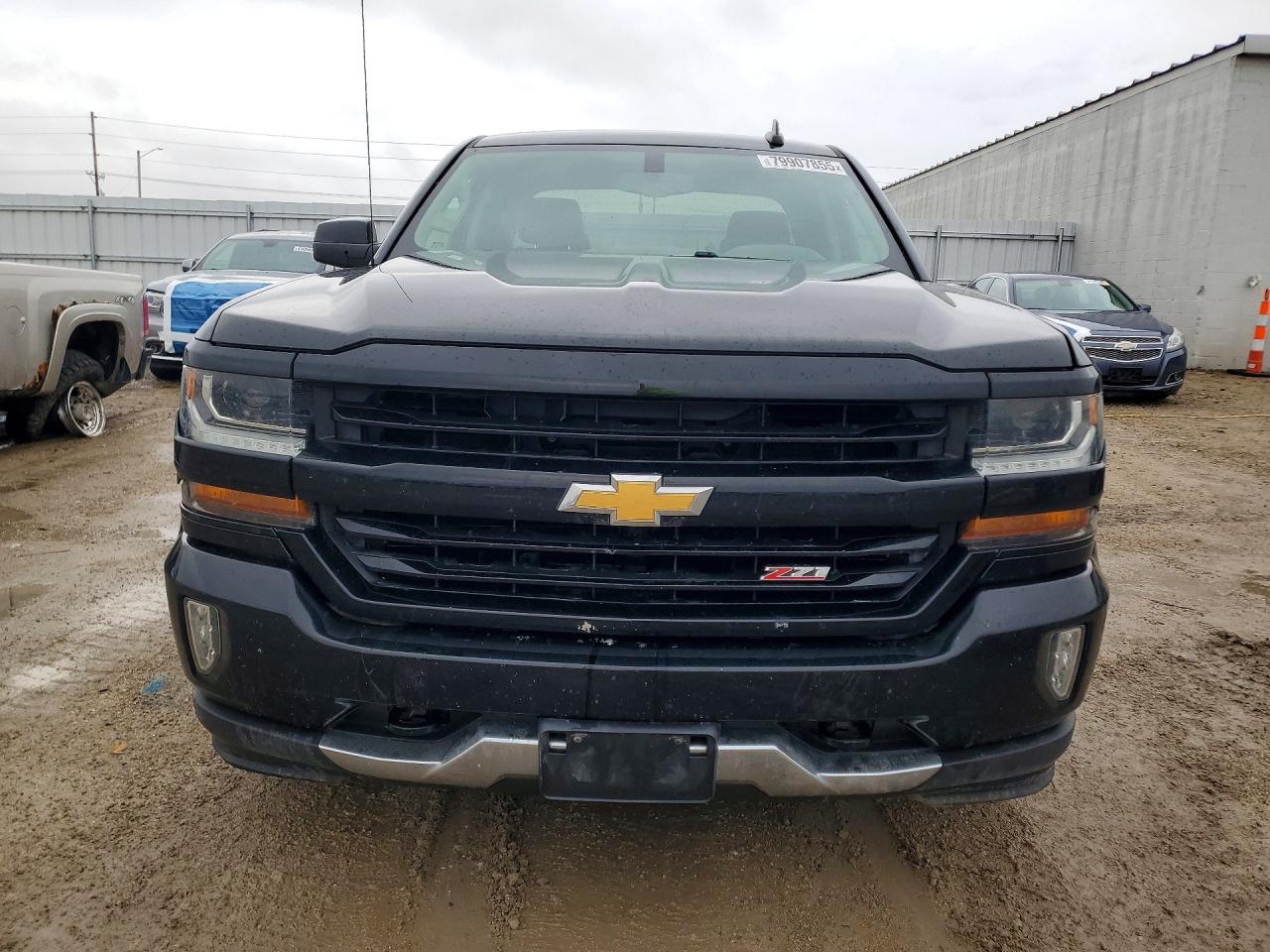 2018 CHEVROLET SILVERADO K1500 LT photo 9