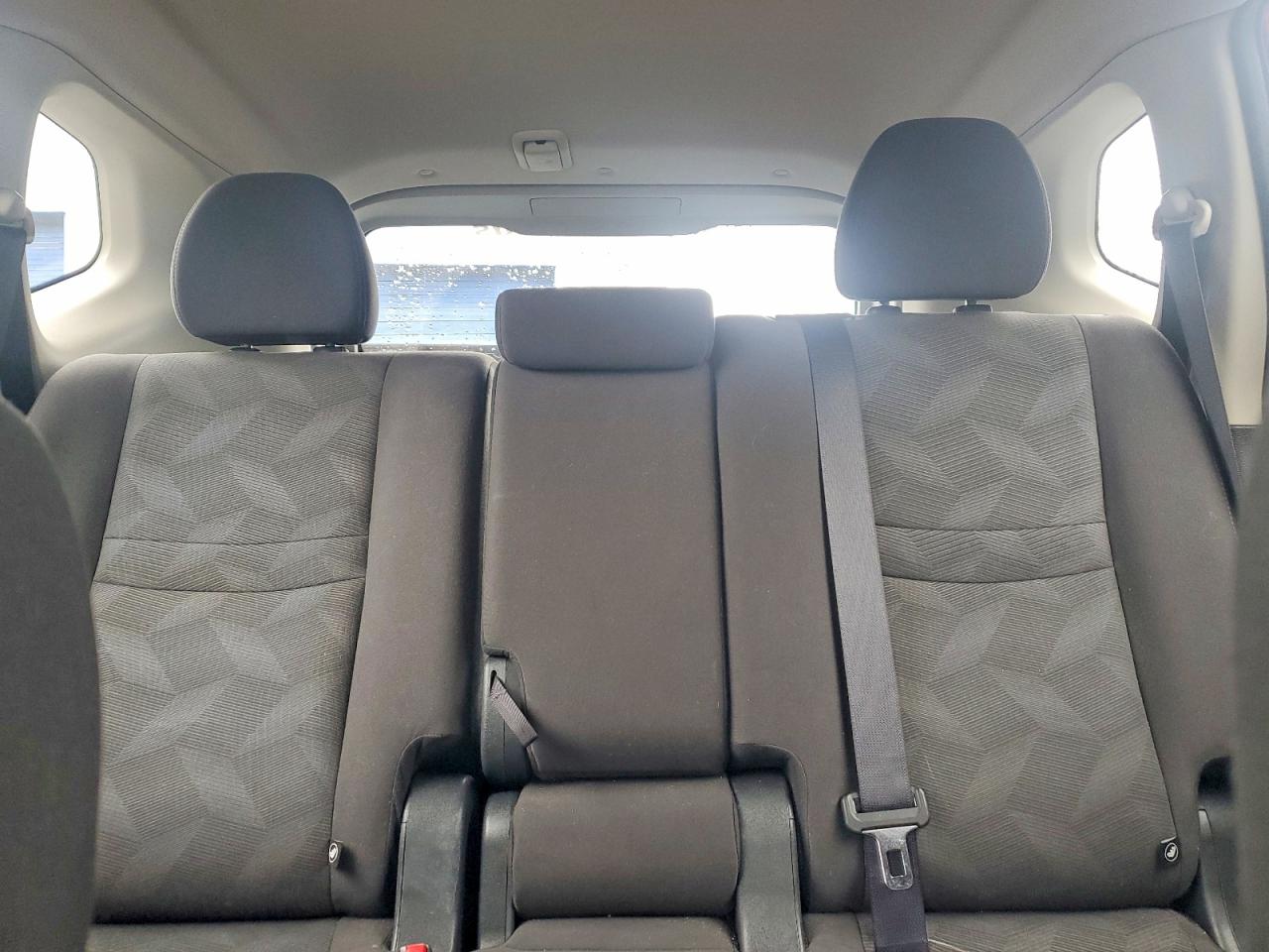 2016 NISSAN ROGUE S photo 10