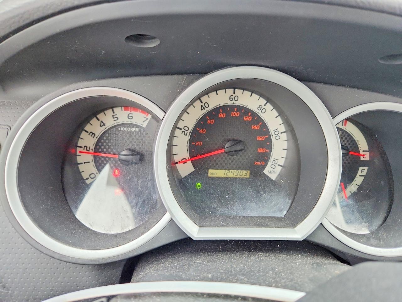 2013 TOYOTA TACOMA photo 17