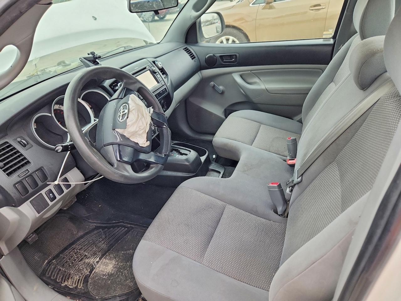 2013 TOYOTA TACOMA photo 15