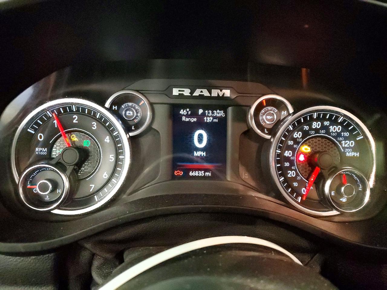 2019 RAM 1500 BIG HORN photo 17