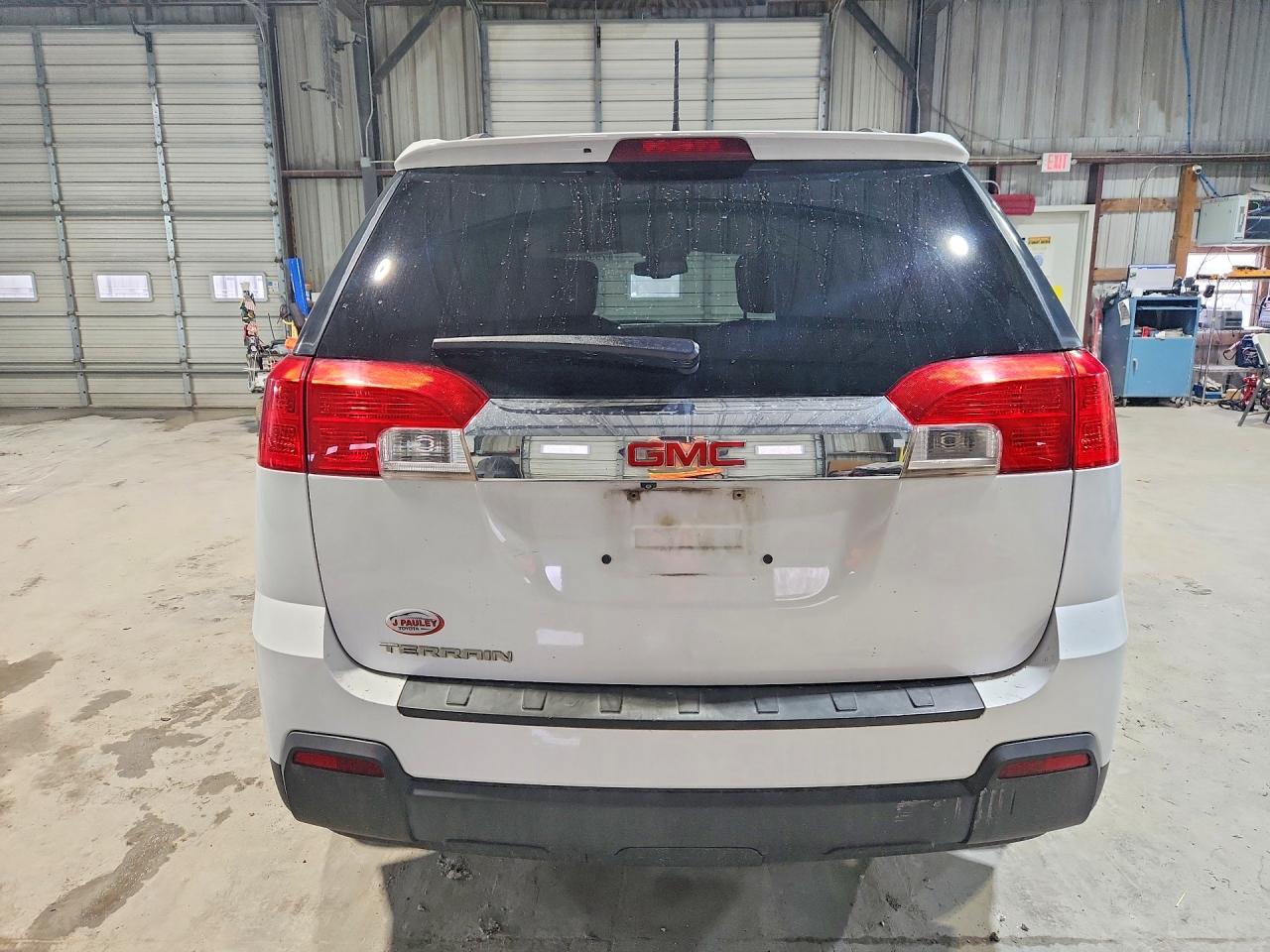 2013 GMC TERRAIN SLE photo 11