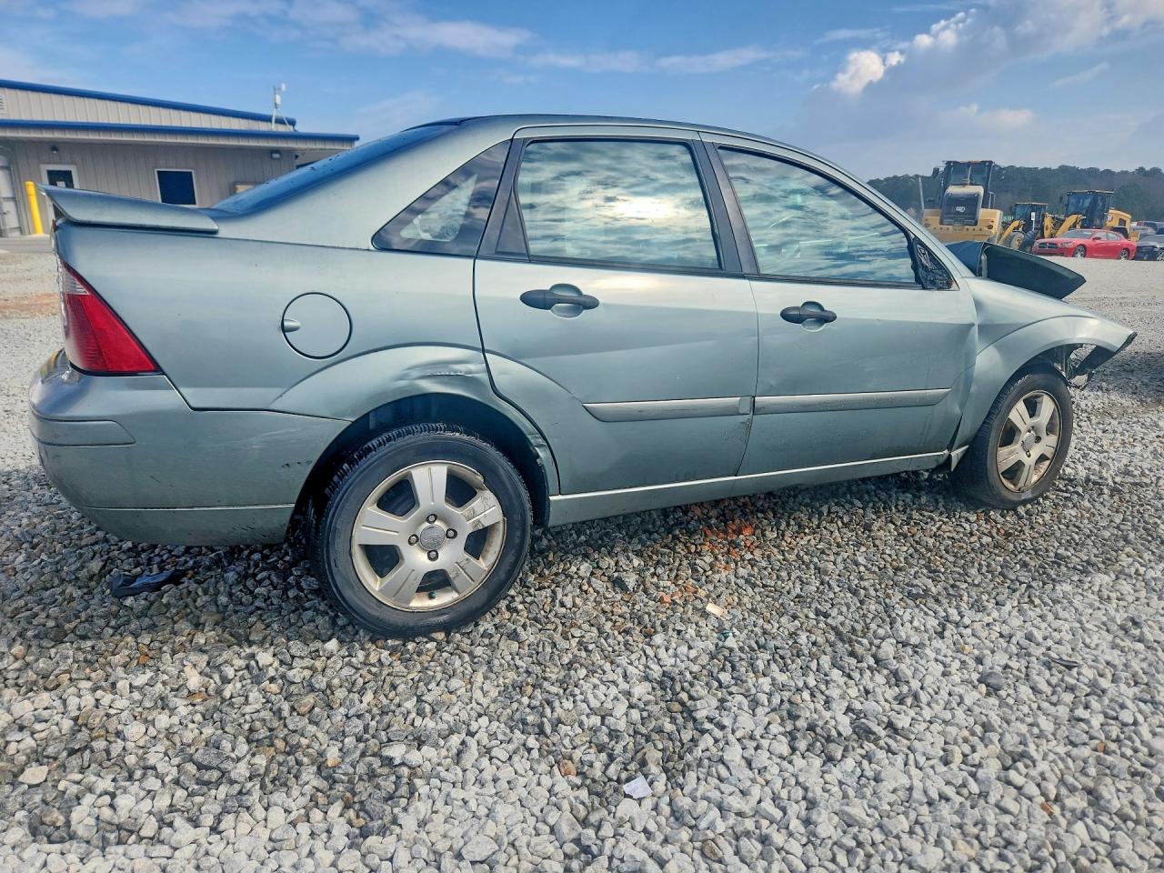 2005 FORD FOCUS ZX4 photo 3