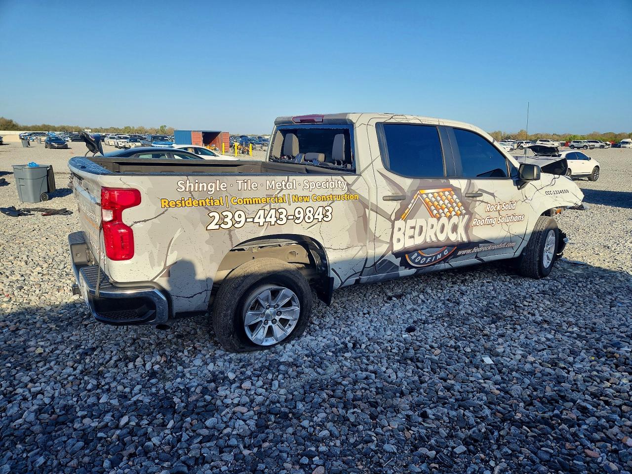 2023 CHEVROLET SILVERADO C1500 photo 3