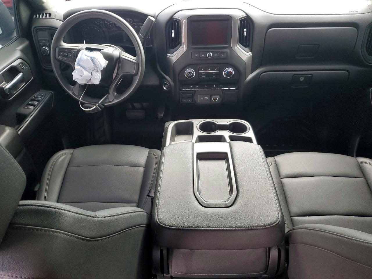 2023 CHEVROLET SILVERADO C1500 photo 8