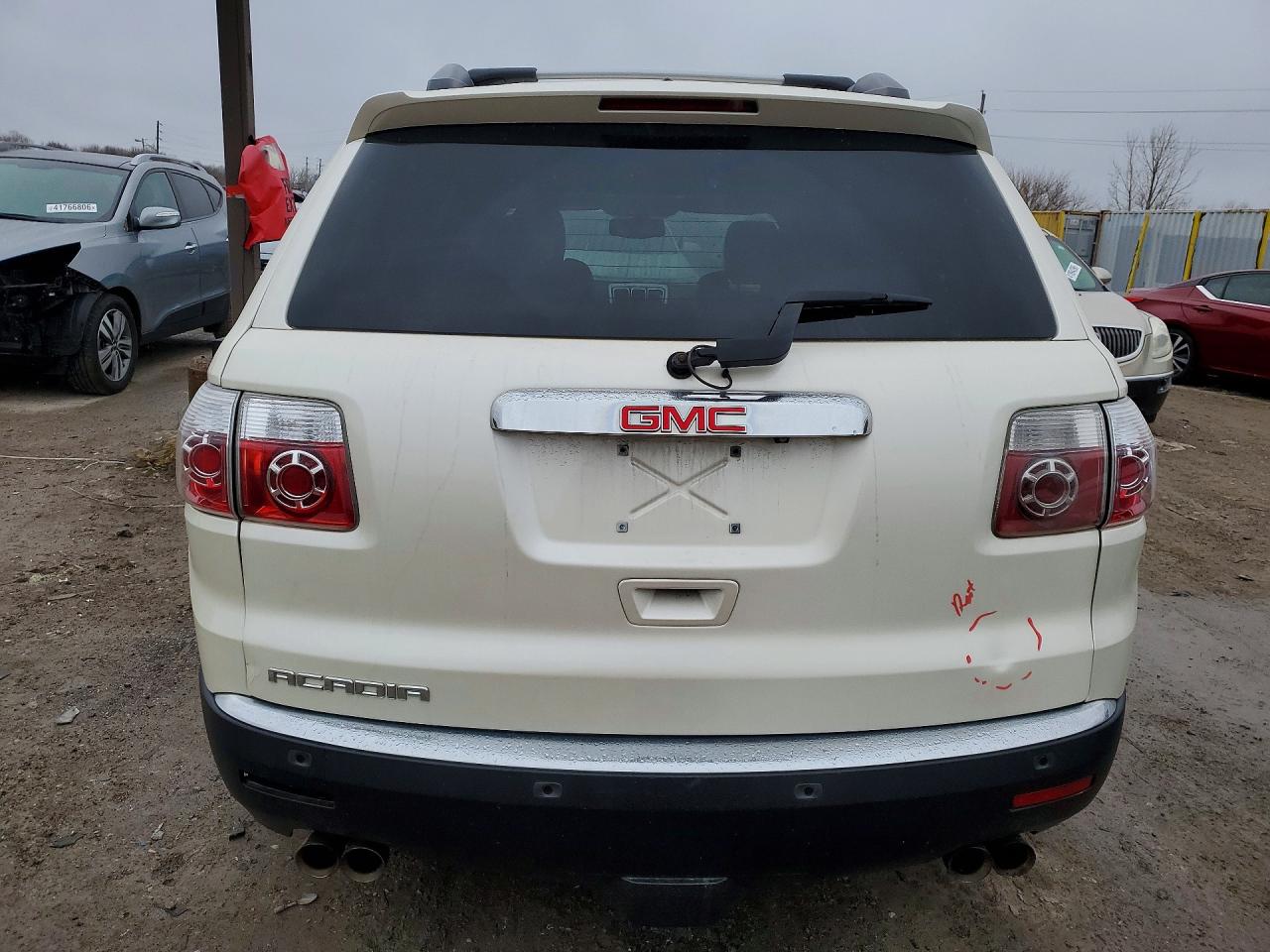 2011 GMC ACADIA SLT-1 photo 16