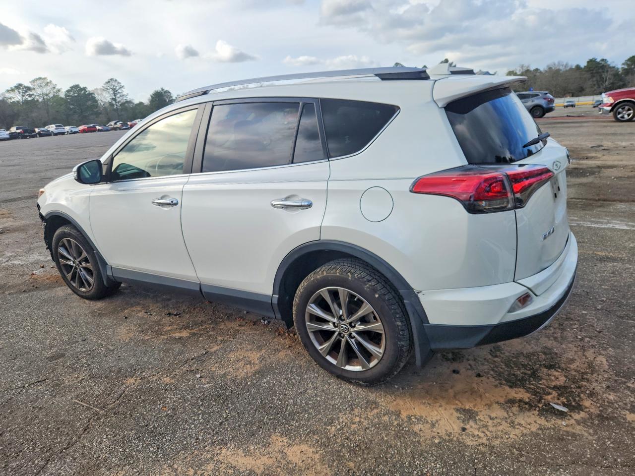 2018 TOYOTA RAV4 LIMITED photo 2