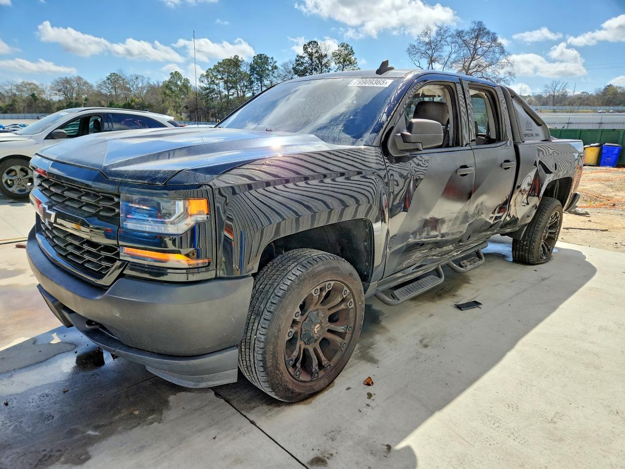 2017 CHEVROLET SILVERADO