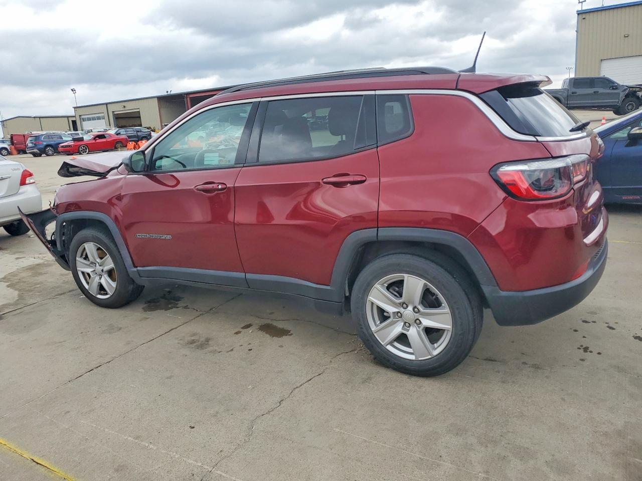 2022 JEEP COMPASS LATITUDE photo 3