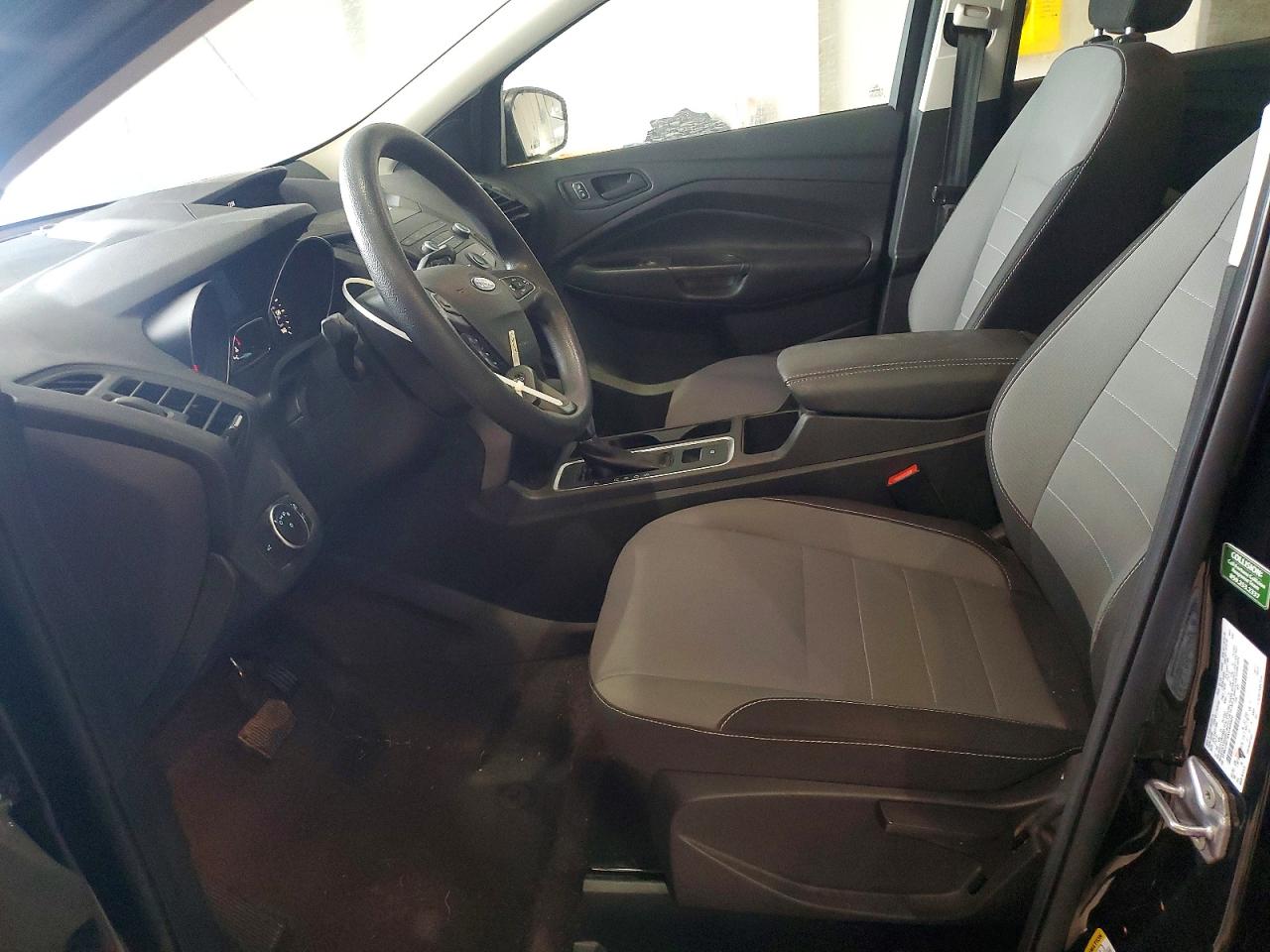 2019 FORD ESCAPE S photo 13