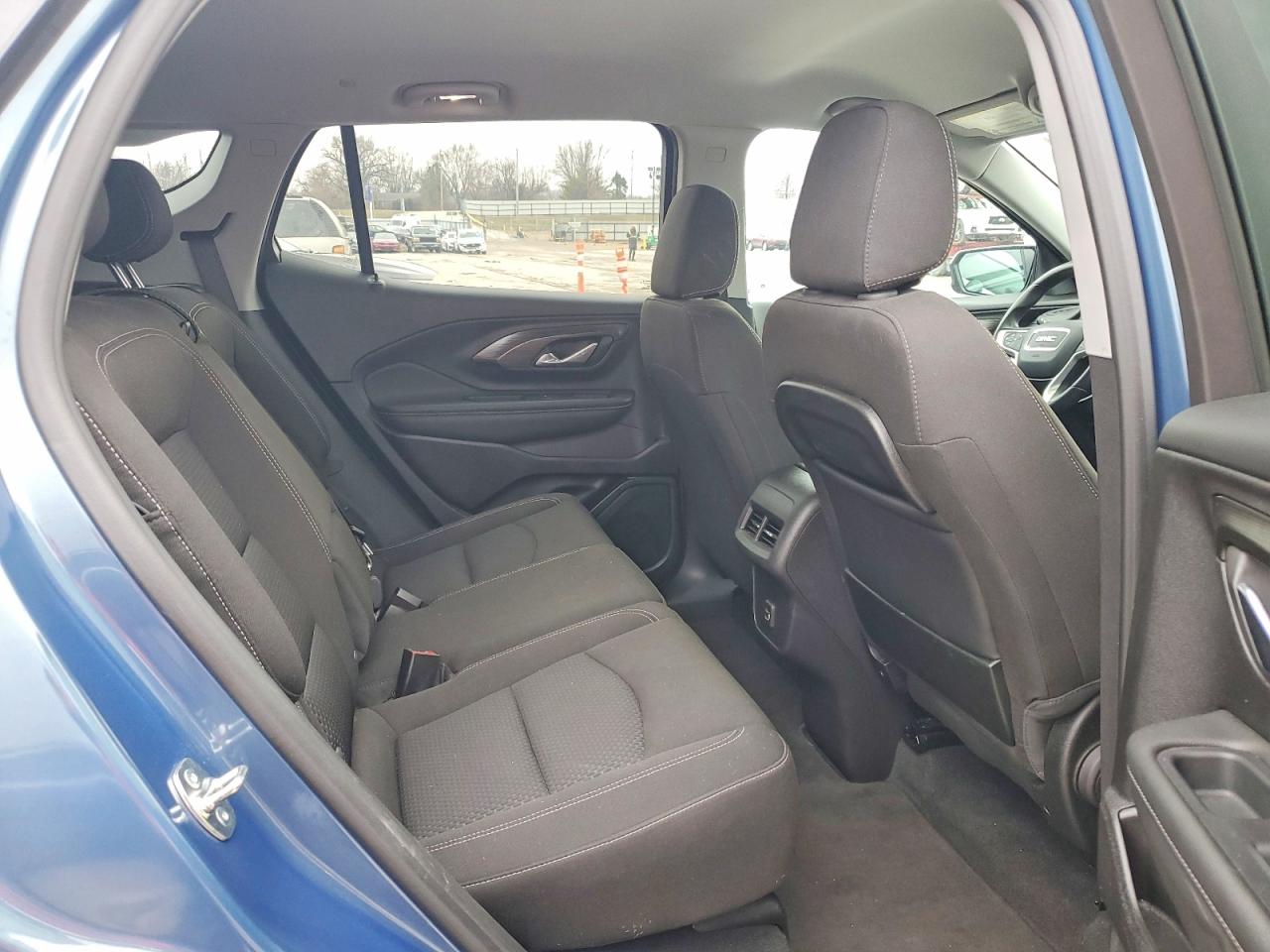2024 GMC TERRAIN SLE photo 11