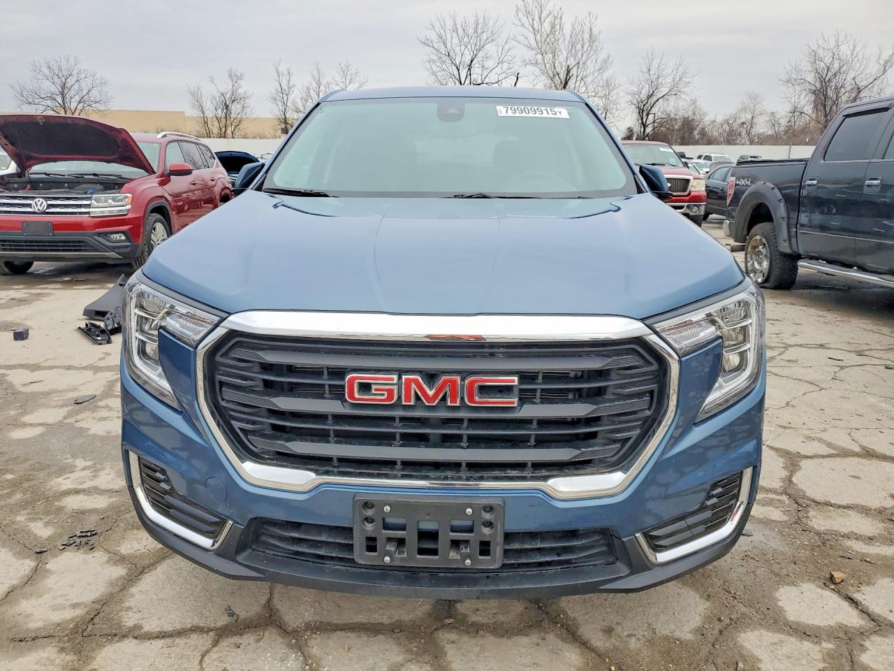 2024 GMC TERRAIN SLE photo 5