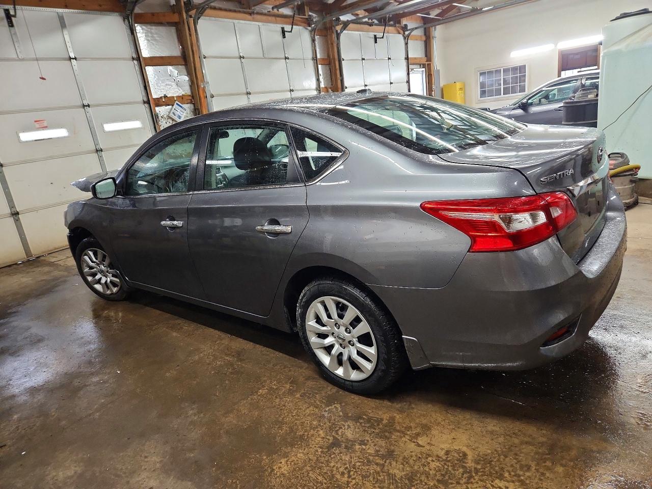 2016 NISSAN SENTRA SV photo 3