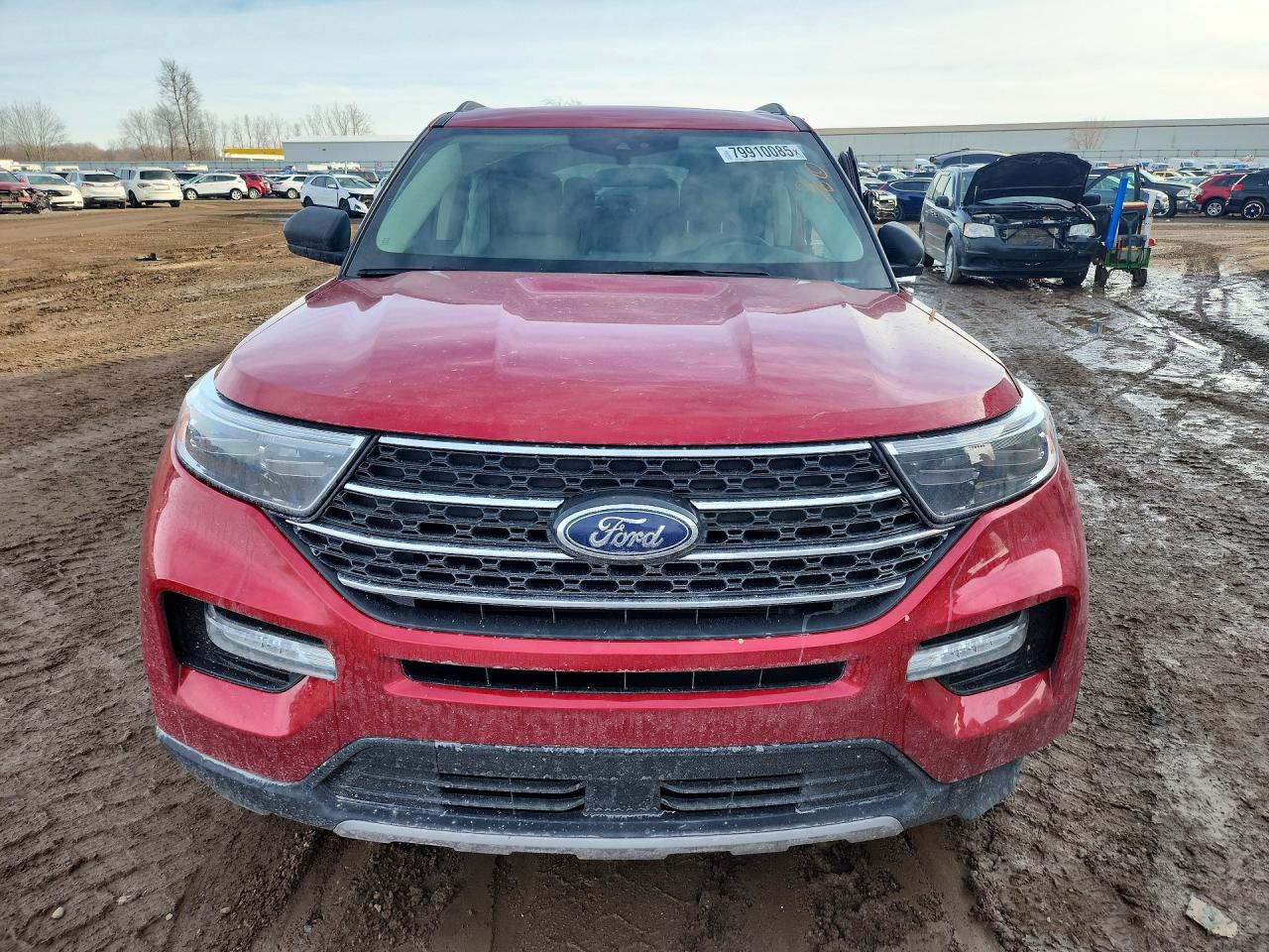 2023 FORD EXPLORER XLT photo 9