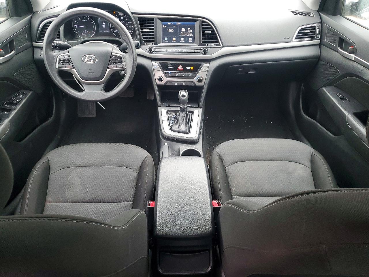 2018 HYUNDAI ELANTRA SEL photo 8